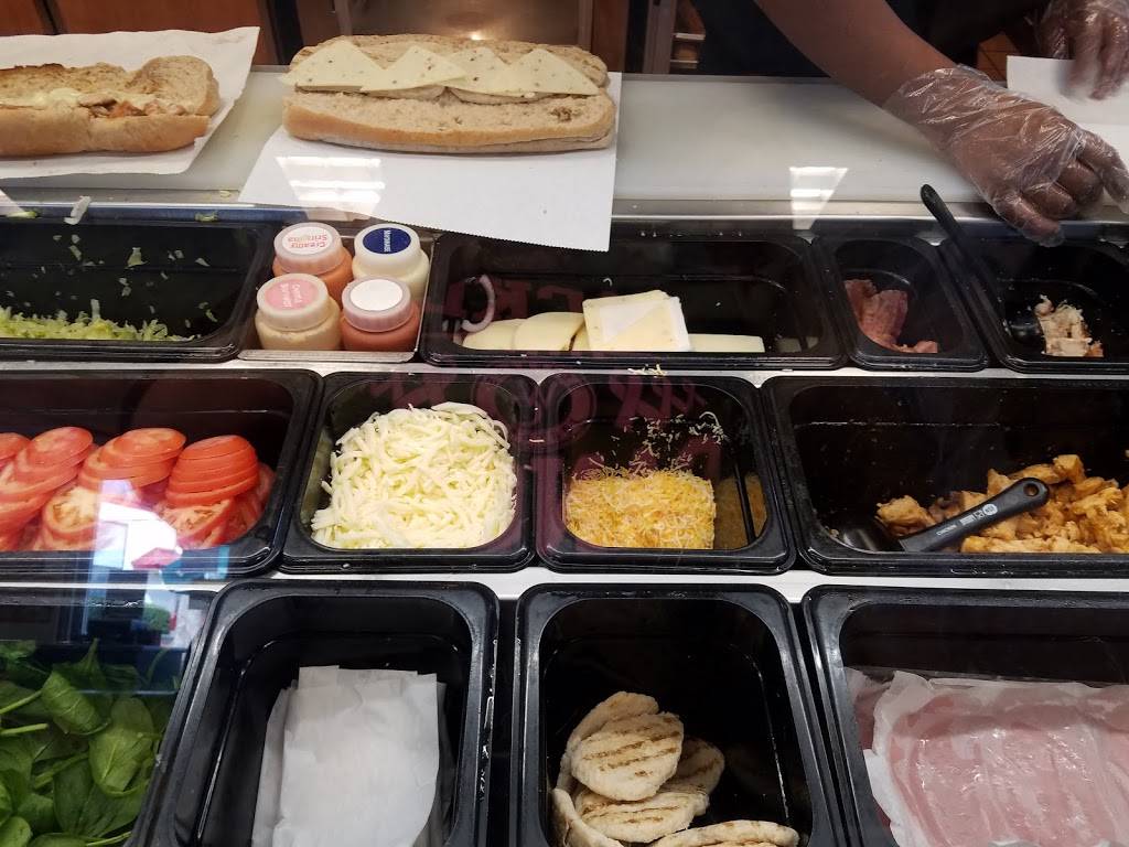 Subway | restaurant | 3035 Old Forest Rd, Lynchburg, VA 24501, USA | 4343857294 OR +1 434-385-7294