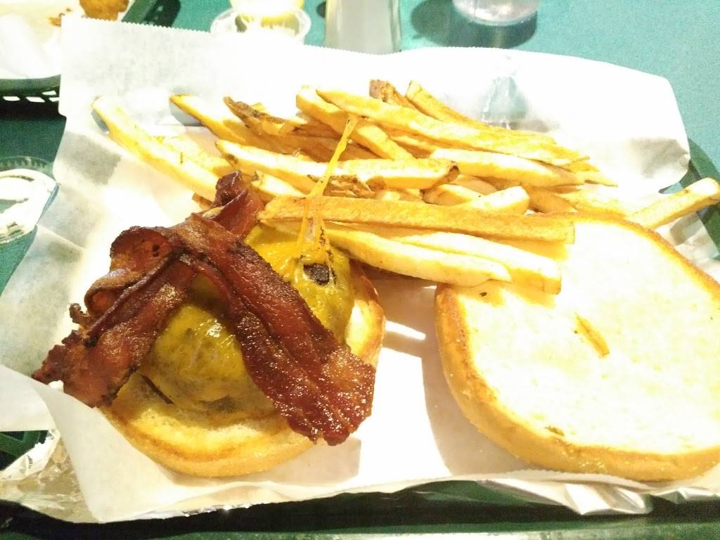 Skynyrds Grill & Sports Bar | restaurant | 129 Frontage Rd, St George, SC 29477, USA | 8435634112 OR +1 843-563-4112