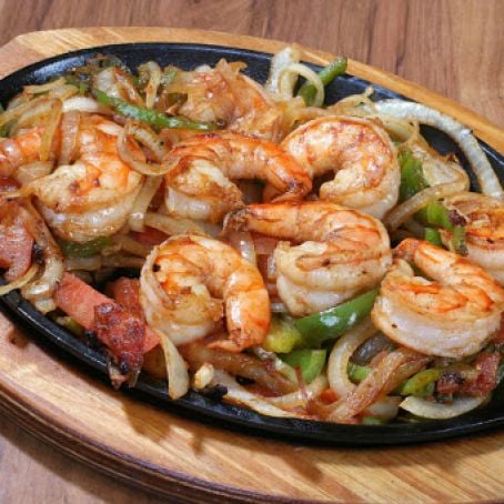 Los Sombreros Grill Restaurant | restaurant | 111 4th St, Baraboo, WI 53913, USA | 6084482858 OR +1 608-448-2858