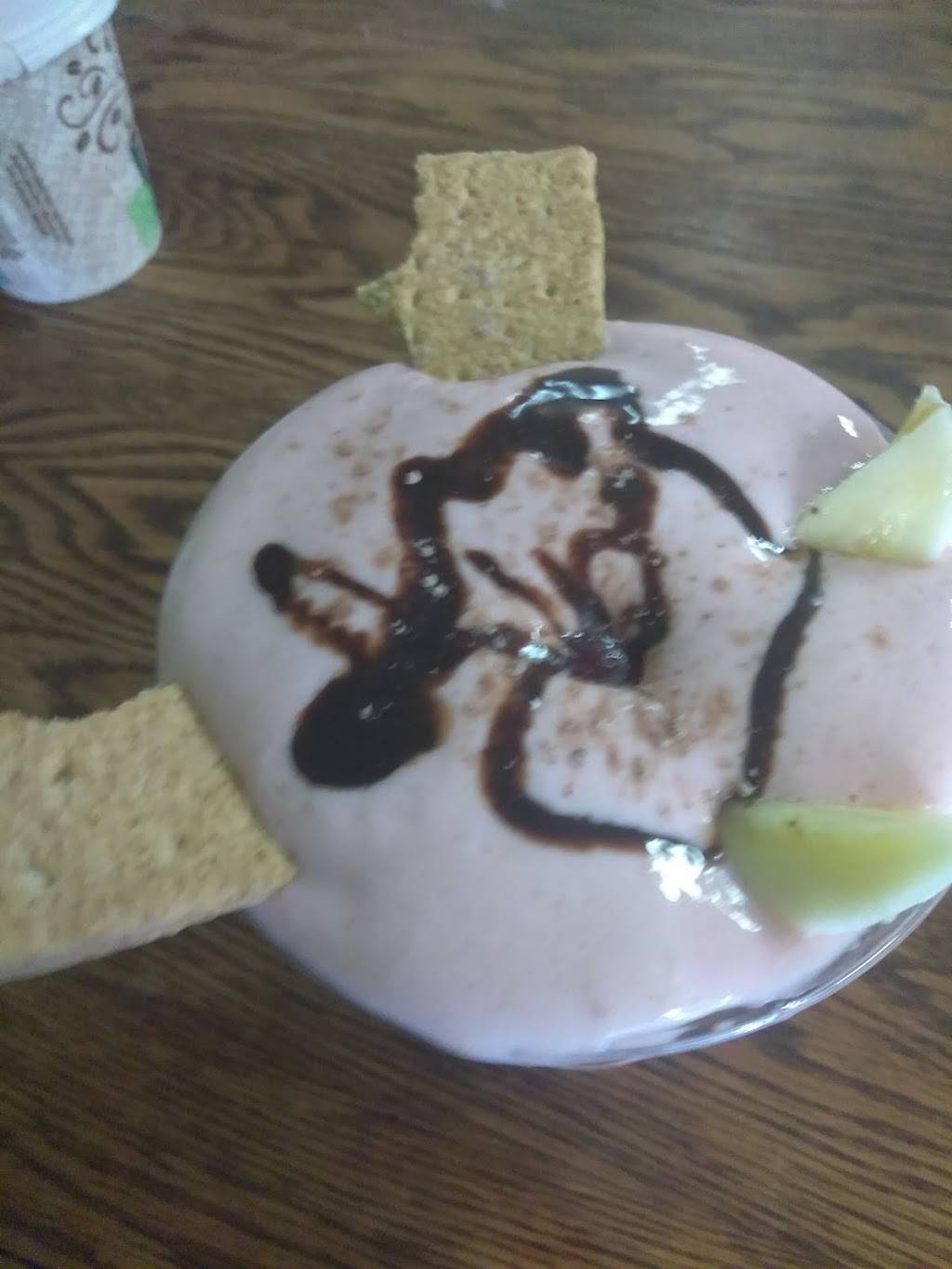 Viva Saludable Club De Nutricion | restaurant | 1110 W Anaheim St #7, Wilmington, CA 90744, USA | 4242151093 OR +1 424-215-1093