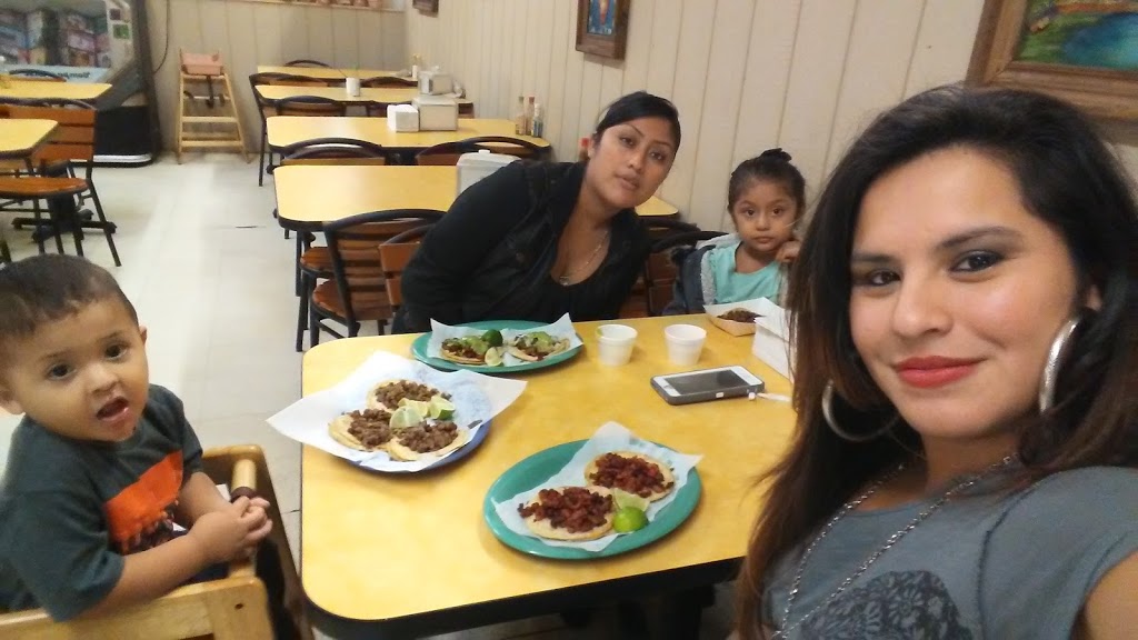 La Michoacana | restaurant | 1500 N 5th Ave B, Laurel, MS 39440, USA | 6014269023 OR +1 601-426-9023