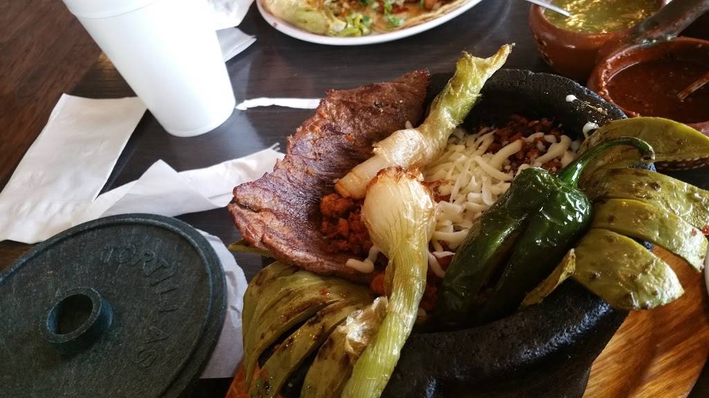 La Donita | restaurant | 598 Potter Rd, Des Plaines, IL 60016, USA | 8476350552 OR +1 847-635-0552