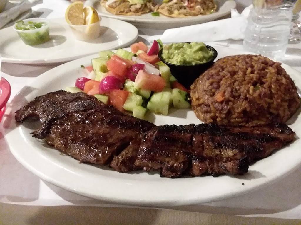 Gusto Latino bar and restaurant | restaurant | 387 Fulton Ave, Hempstead, NY 11550, USA | 5163071818 OR +1 516-307-1818