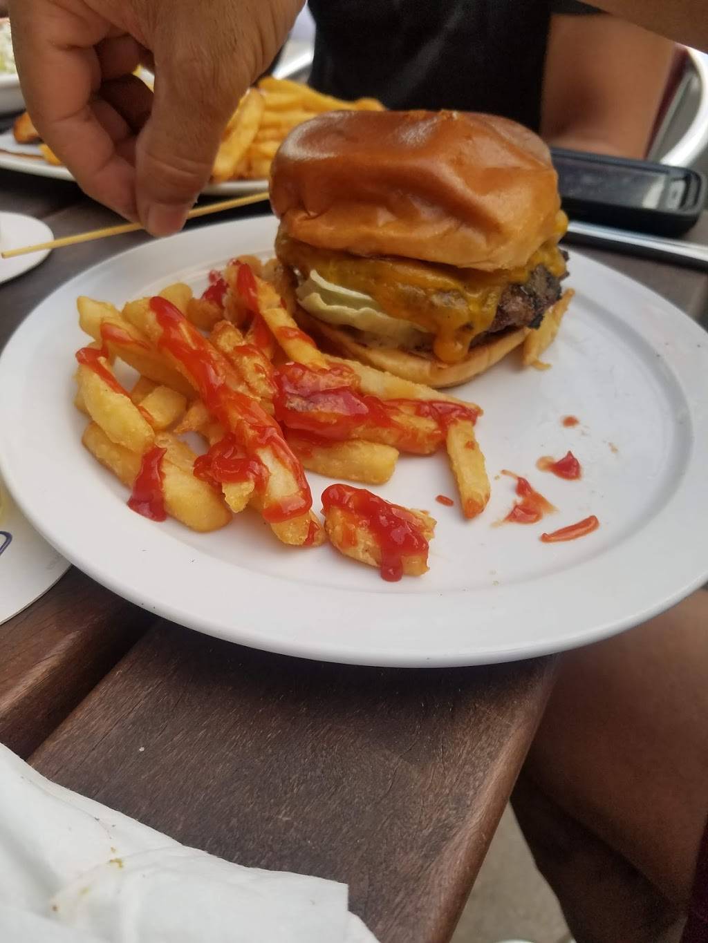 Rock & Brews | restaurant | 3284 Margaritaville Blvd, Kissimmee, FL 34747, USA | 4078900104 OR +1 407-890-0104