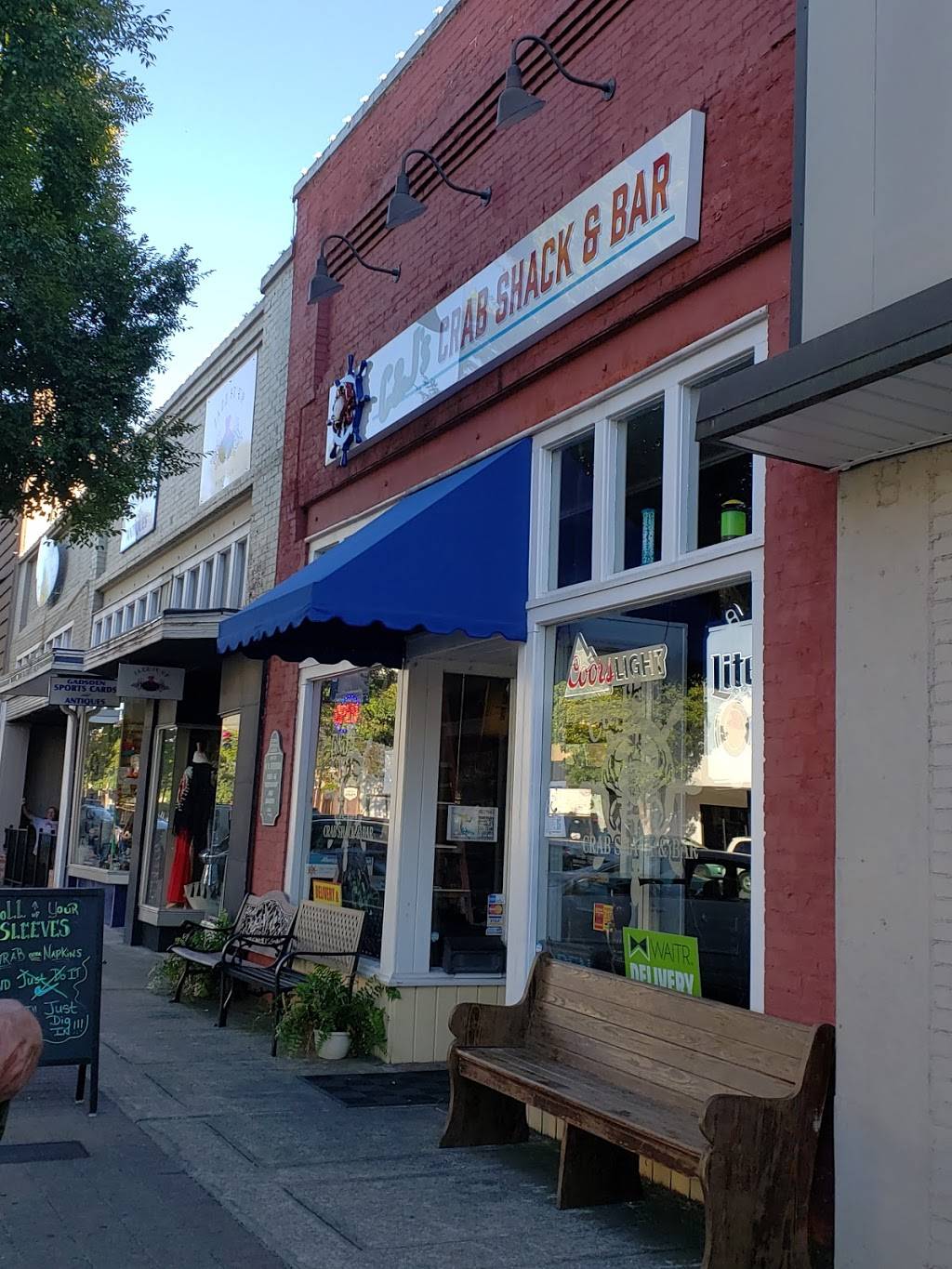 C & J’s Crab Shack & Bar | restaurant | 514 Broad St, Gadsden, AL 35901, USA | 2566466983 OR +1 256-646-6983