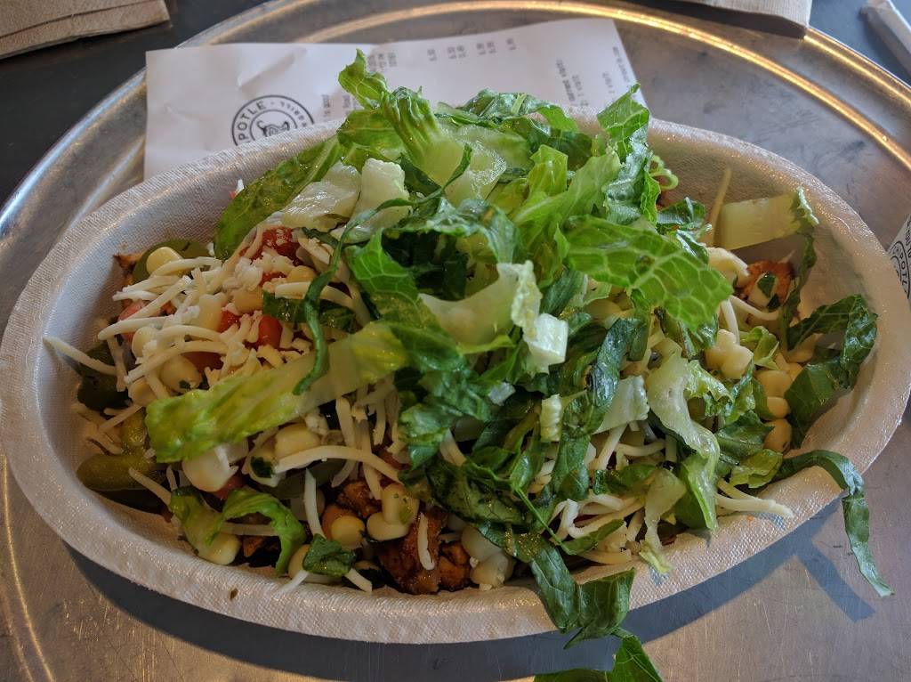 Chipotle Mexican Grill | restaurant | 3219 Watkins Rd Ste 100, Durham, NC 27707, USA | 9194015469 OR +1 919-401-5469