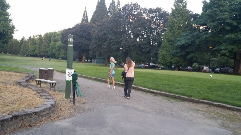 Eastmoreland Golf Course Bar & Grill | restaurant | 2425 SE Bybee Blvd, Portland, OR 97202, USA | 5037755910 OR +1 503-775-5910