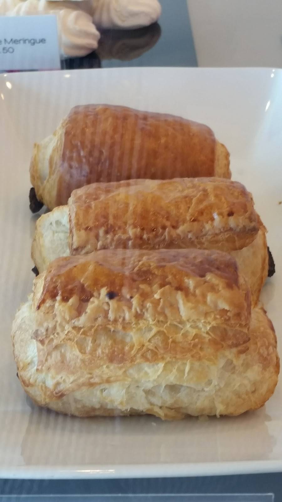 Le Macaron French Pastries Franchise | bakery | 2300 Bee Ridge Rd #401, Sarasota, FL 34239, USA | 9413124408 OR +1 941-312-4408