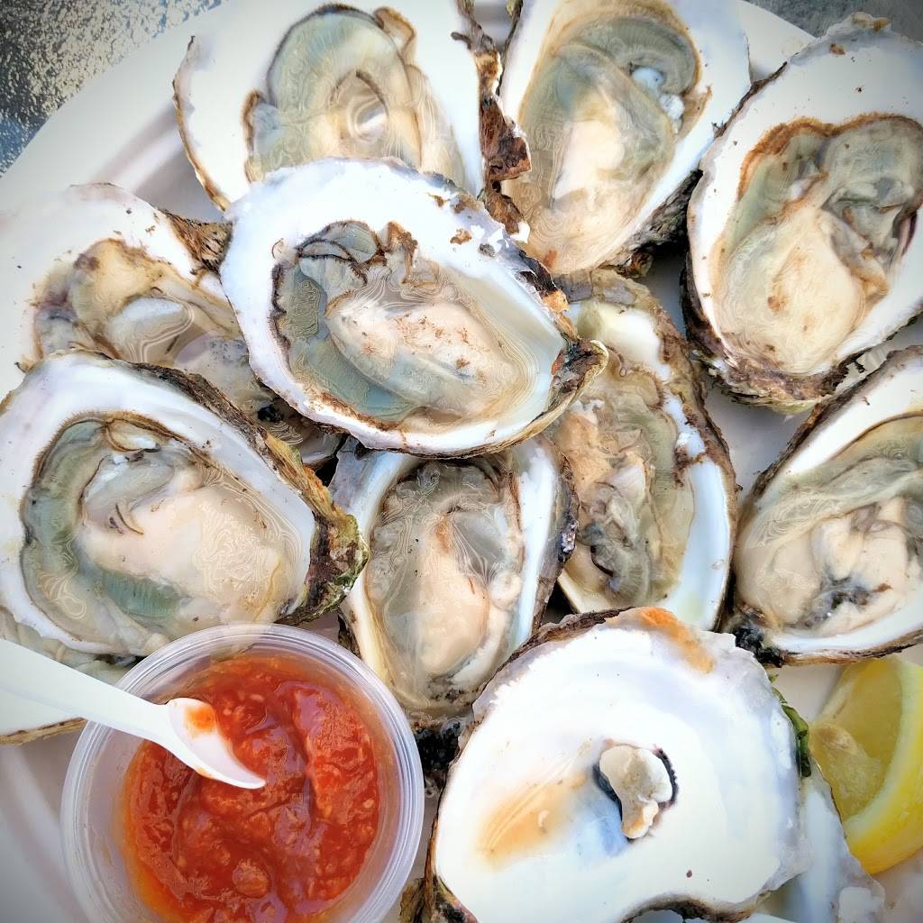 Morrisons Lobsters | restaurant | 11 Badgers Island W, Kittery, ME 03904, USA | 2074392501 OR +1 207-439-2501