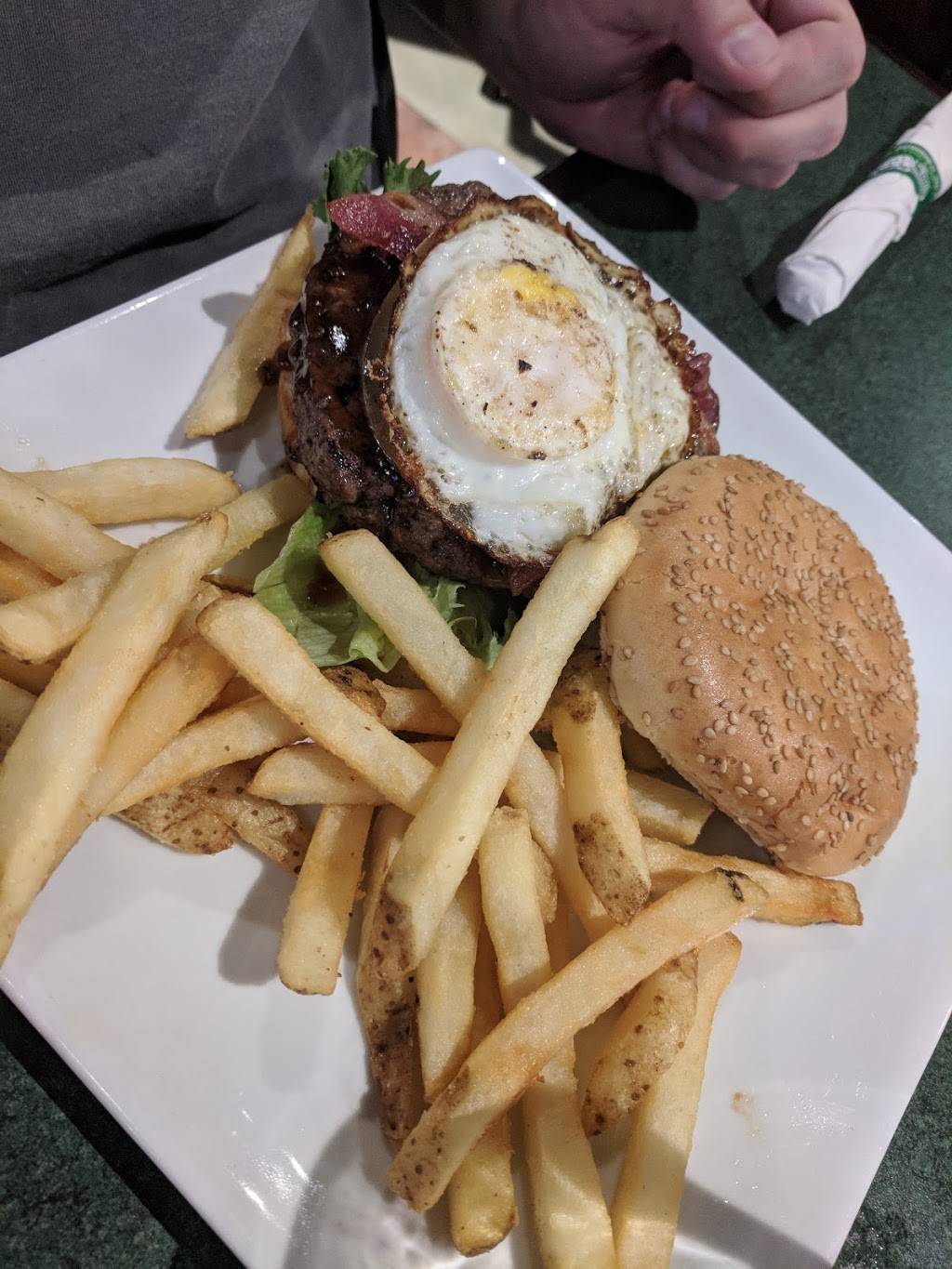 The Greene Turtle Sports Bar & Grille | restaurant | 716 Smithtown Bypass, Smithtown, NY 11787, USA | 6316569086 OR +1 631-656-9086