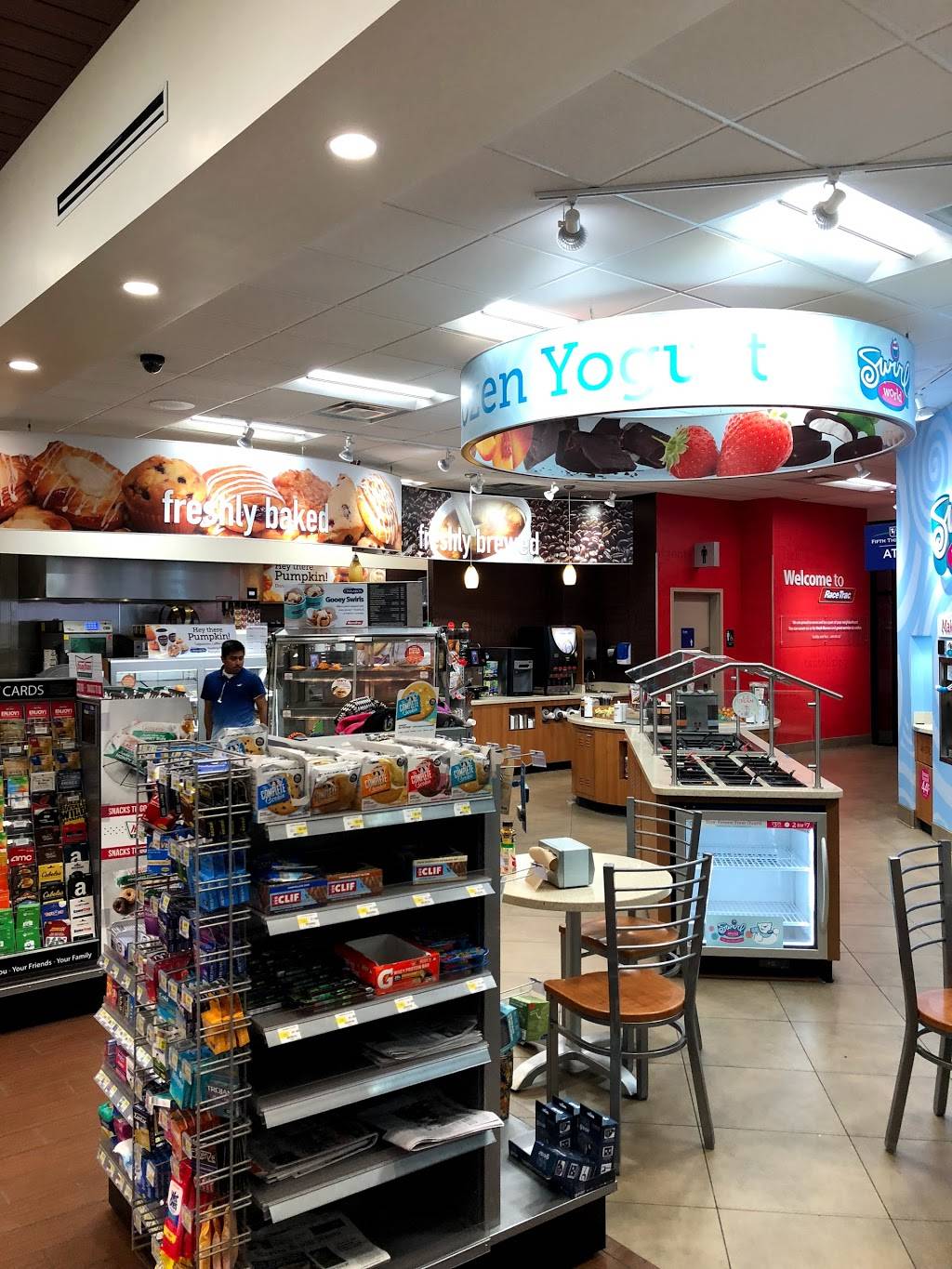 RaceTrac | bakery | 10801 Furlong Street, Bonita Springs, FL 34135, USA | 2399928769 OR +1 239-992-8769