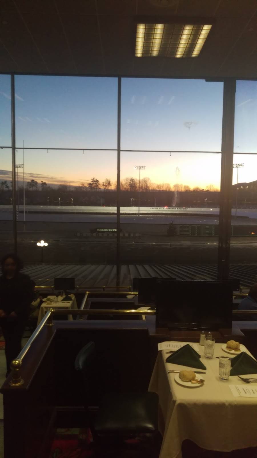 Empire Terrace | restaurant | 810 Yonkers Ave, Yonkers, NY 10704, USA | 9144572457 OR +1 914-457-2457