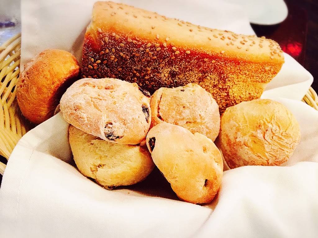 Rory Dolans Restaurant & Bar | restaurant | 890 McLean Ave, Yonkers, NY 10704, USA | 9147762946 OR +1 914-776-2946