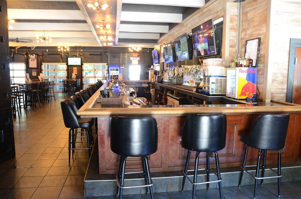 Crusens Farmington | restaurant | 2117 W Farmington Rd, West Peoria, IL 61604, USA | 3096737100 OR +1 309-673-7100