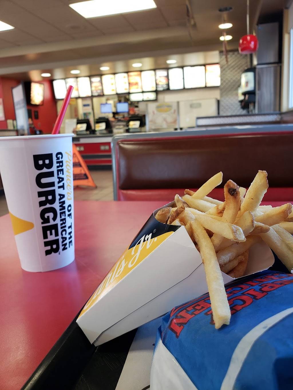 Carls Jr. | restaurant | 401 Los Angeles Ave, Moorpark, CA 93021, USA | 8055237034 OR +1 805-523-7034