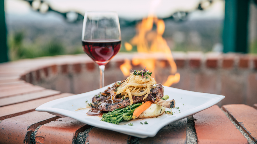 Castaway San Bernardino | restaurant | 670 N Kendall Dr, San Bernardino, CA 92407, USA | 9098811502 OR +1 909-881-1502