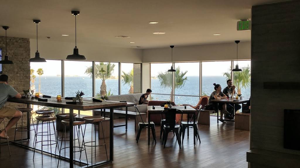 Plunge | restaurant | 1900 E Ocean Blvd, Long Beach, CA 90802, USA | 5623737164 OR +1 562-373-7164