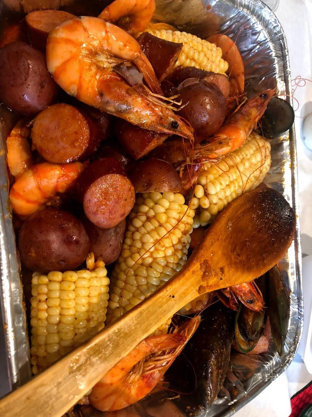 Claws Restaurant | restaurant | 12125 Brookhurst St, Garden Grove, CA 92840, USA | 7145901295 OR +1 714-590-1295