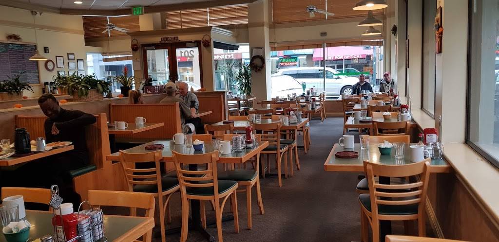 Bay Watch | restaurant | 201 2nd Ave, San Mateo, CA 94401, USA | 6503422356 OR +1 650-342-2356