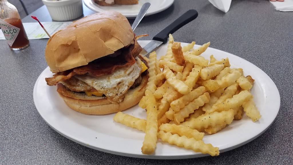Sugar Shack Diner | restaurant | 550 36th Ave SW Suite J, Altoona, IA 50009, USA | 5159672527 OR +1 515-967-2527