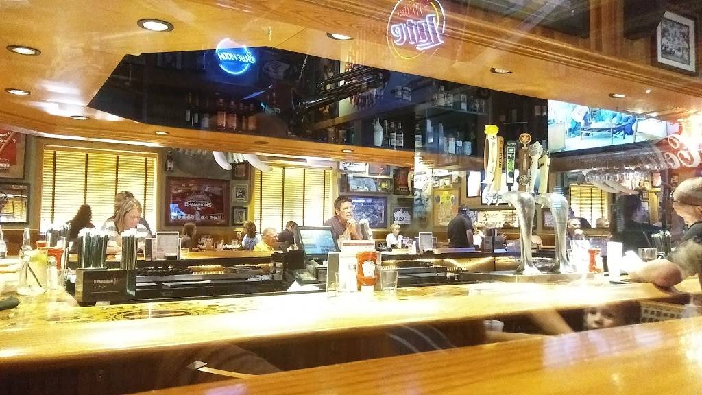 54th Street Grill & Bar | restaurant | 1897 Wentzville Pkwy, Wentzville, MO 63385, USA | 6363275454 OR +1 636-327-5454