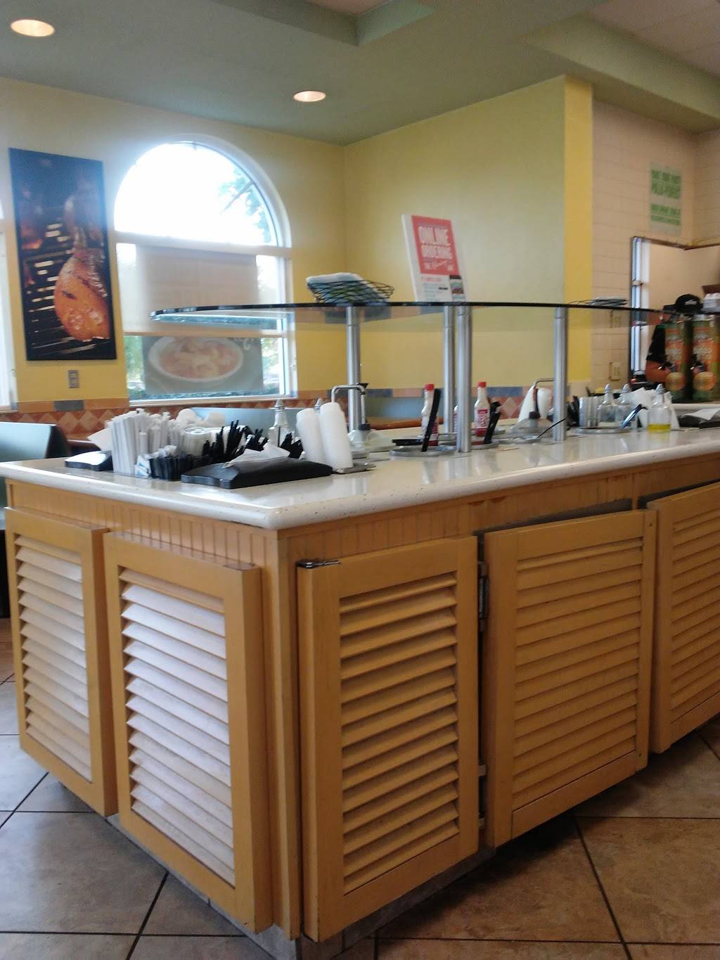 Pollo Tropical | restaurant | 10705 W Flagler St, Miami, FL 33174, USA | 3052255883 OR +1 305-225-5883