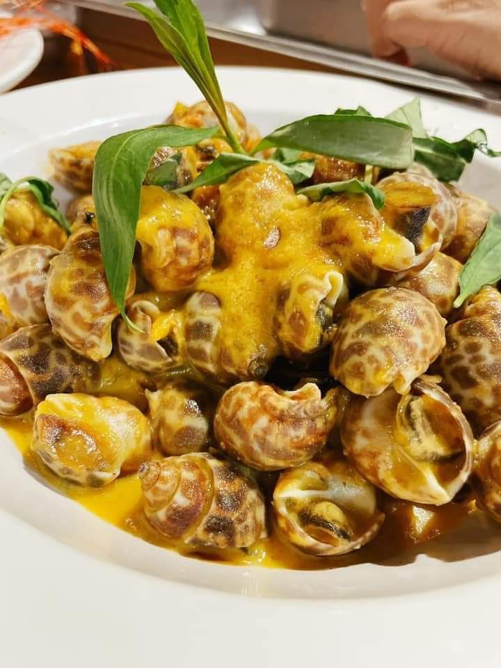 Little Bear Vietnamese Street Food | restaurant | 8220 NE Davis St, Portland, OR 97220, USA | 5033447803 OR +1 503-344-7803