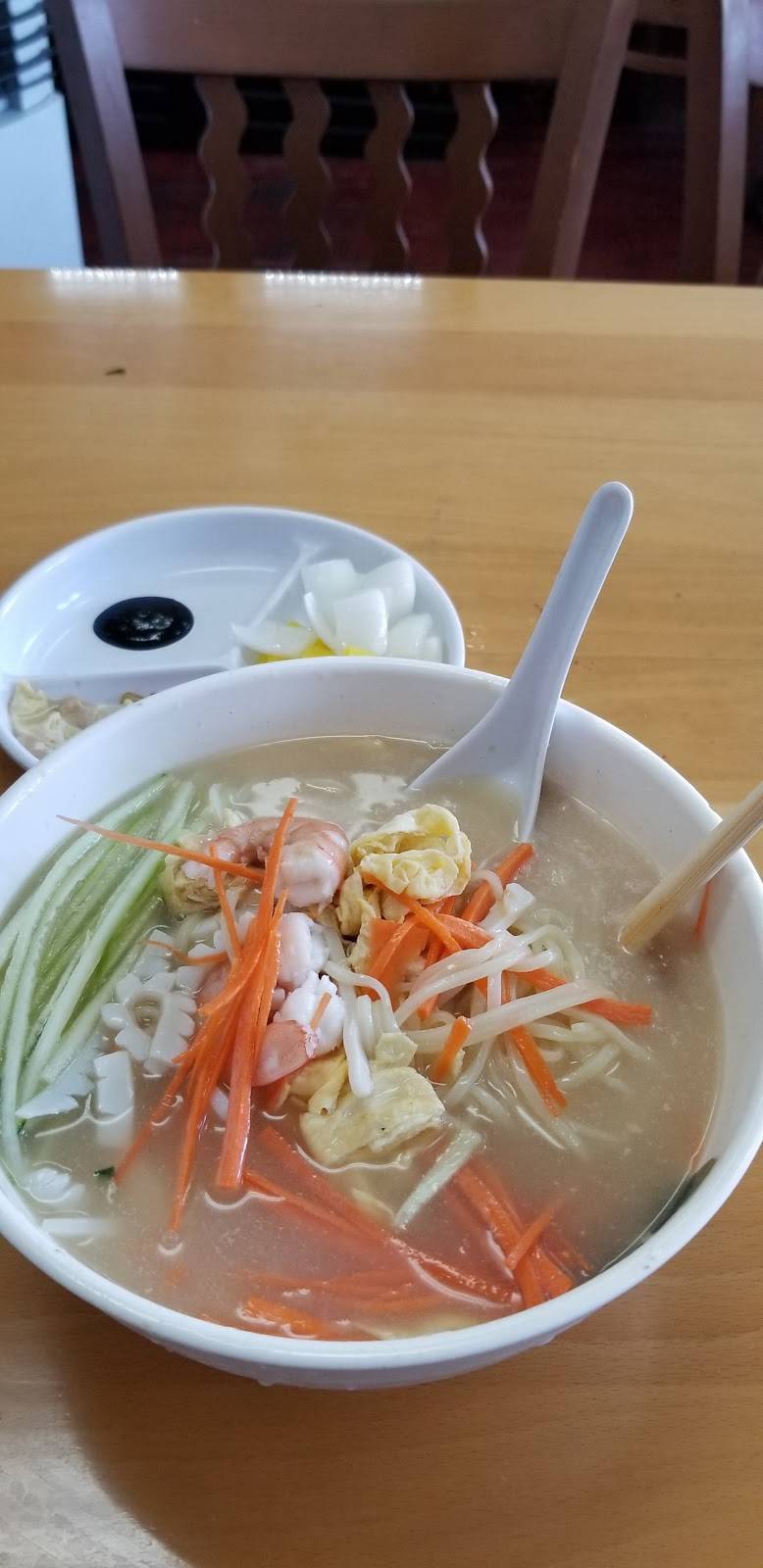 Jins Chinese Kitchen | restaurant | 1930 W Olympic Blvd, Los Angeles, CA 90006, USA | 2132632263 OR +1 213-263-2263