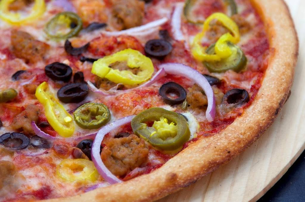 Blaze Pizza | meal takeaway | 2320 Lincoln Way #7113, Ames, IA 50014, USA | 5158541904 OR +1 515-854-1904