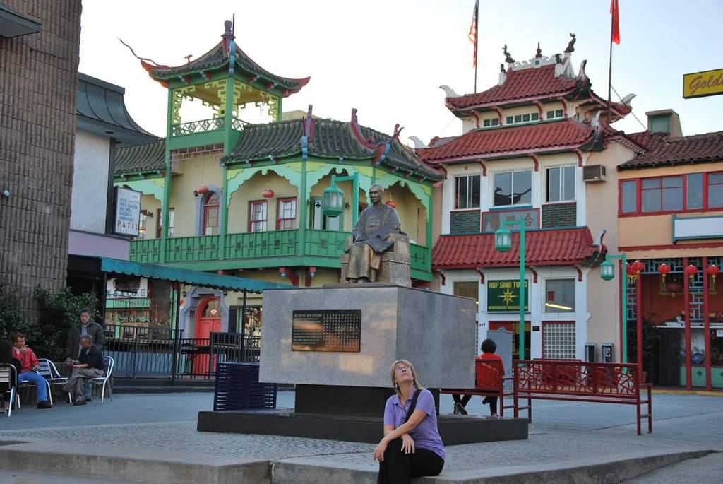 Hop Louie | restaurant | 950 Mei Ling Way, Los Angeles, CA 90012, USA | 2136004188 OR +1 213-600-4188