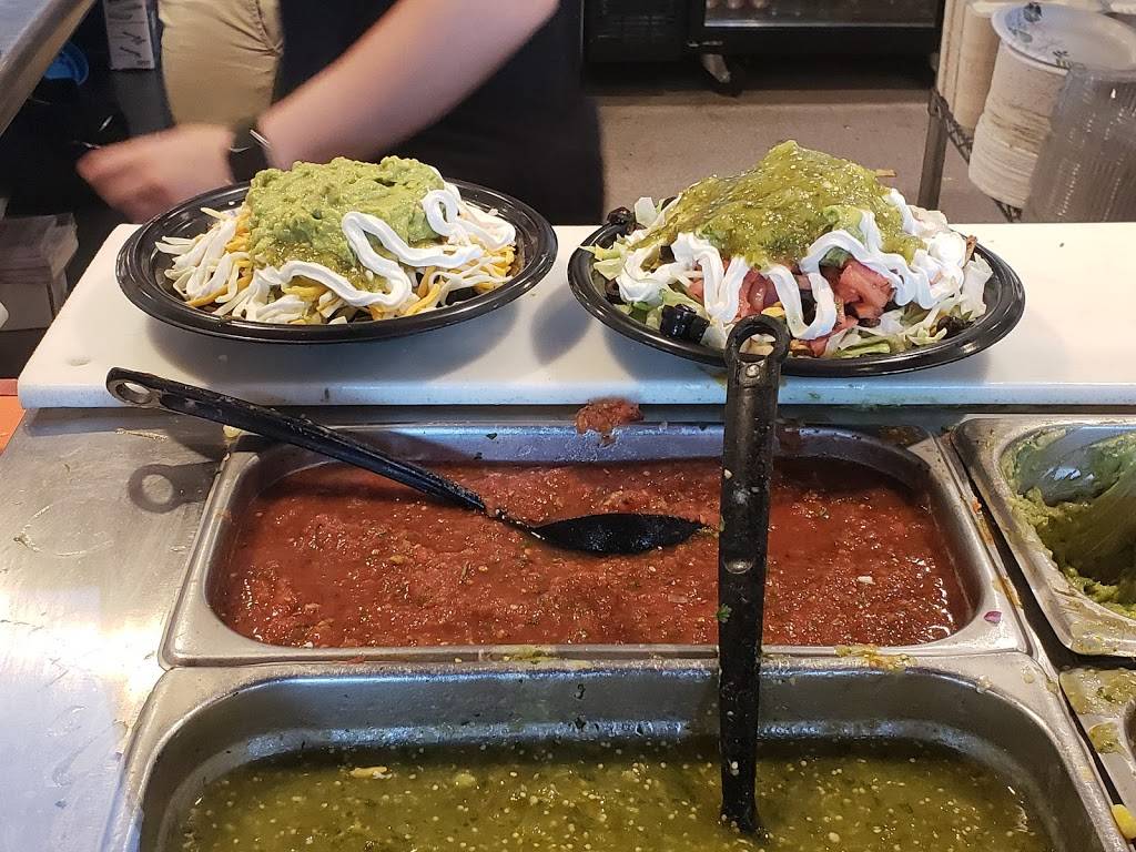 Taco Hombre | restaurant | 93 Main St, Warwick, NY 10990, USA | 8459878226 OR +1 845-987-8226