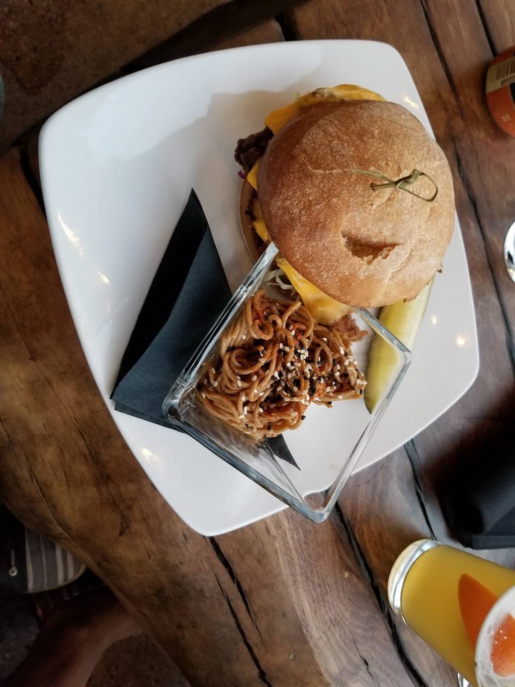 The Vig McDowell Mountain | restaurant | 10199 E Bell Rd, Scottsdale, AZ 85260, USA | 4809352949 OR +1 480-935-2949