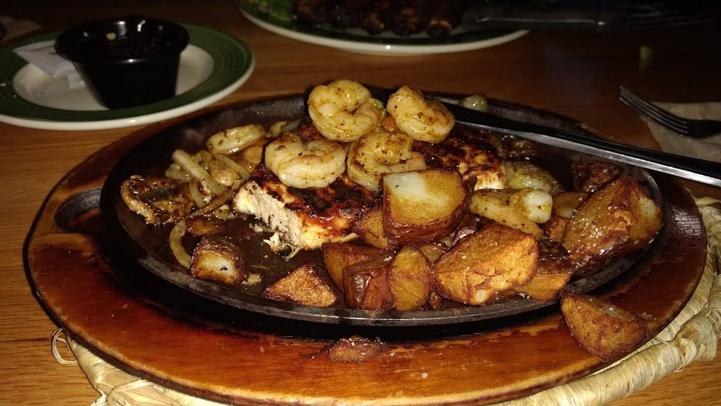 Applebees Grill + Bar | restaurant | 3605 Tower Ave, Superior, WI 54880, USA | 7153958460 OR +1 715-395-8460