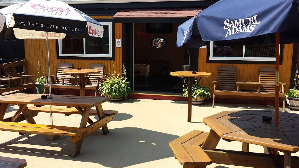 Riviera Cafe Brewhouse | restaurant | 288 Broad St, Bridgewater, MA 02324, USA | 5086979892 OR +1 508-697-9892