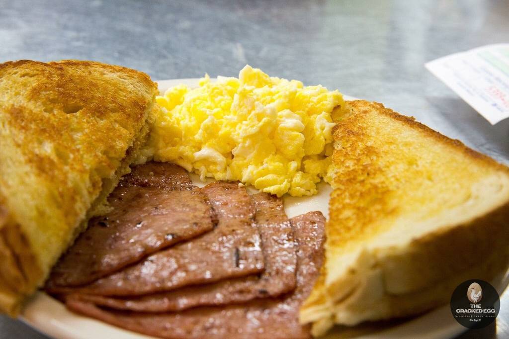 The Cracked Egg | restaurant | 1662 Savannah Hwy, Charleston, SC 29407, USA | 8434147324 OR +1 843-414-7324