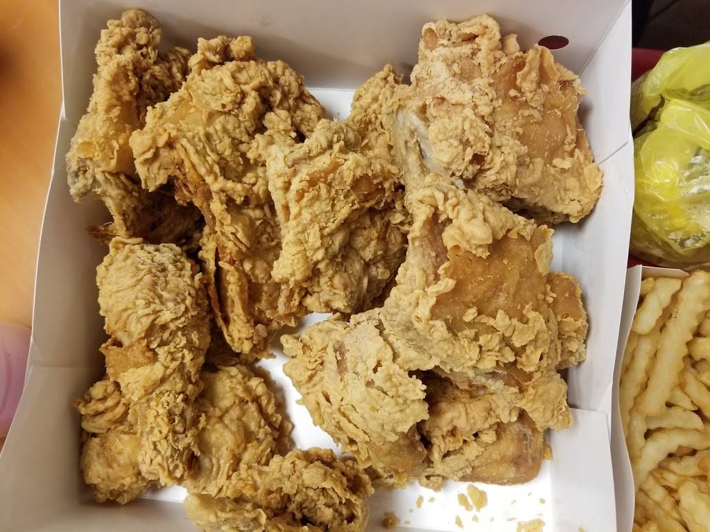 Bushs Chicken | restaurant | 551 W Whitestone Blvd, Cedar Park, TX 78613, USA | 5122501680 OR +1 512-250-1680