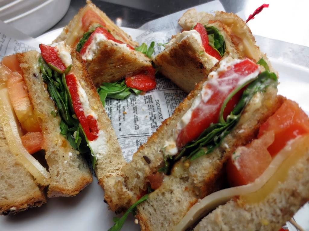 McGarrys Pub | restaurant | 5189 Main St E, Maple Plain, MN 55359, USA | 7634794031 OR +1 763-479-4031