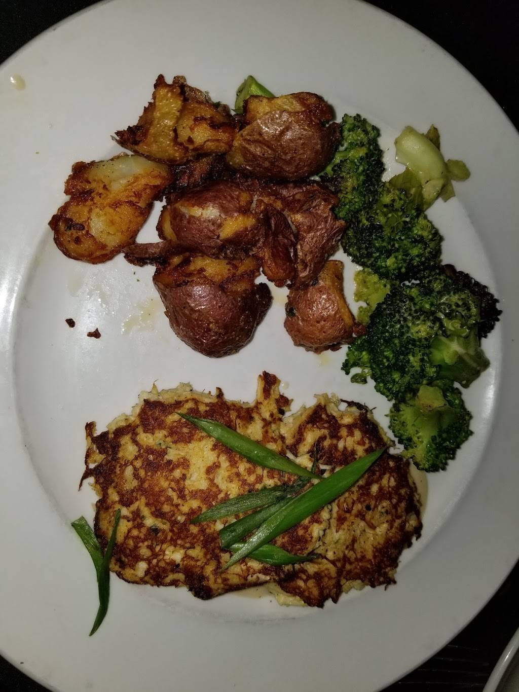 Burntwood Tavern Lyndhurst | restaurant | 5835 Landerbrook Dr, Lyndhurst, OH 44124, USA | 4404591155 OR +1 440-459-1155