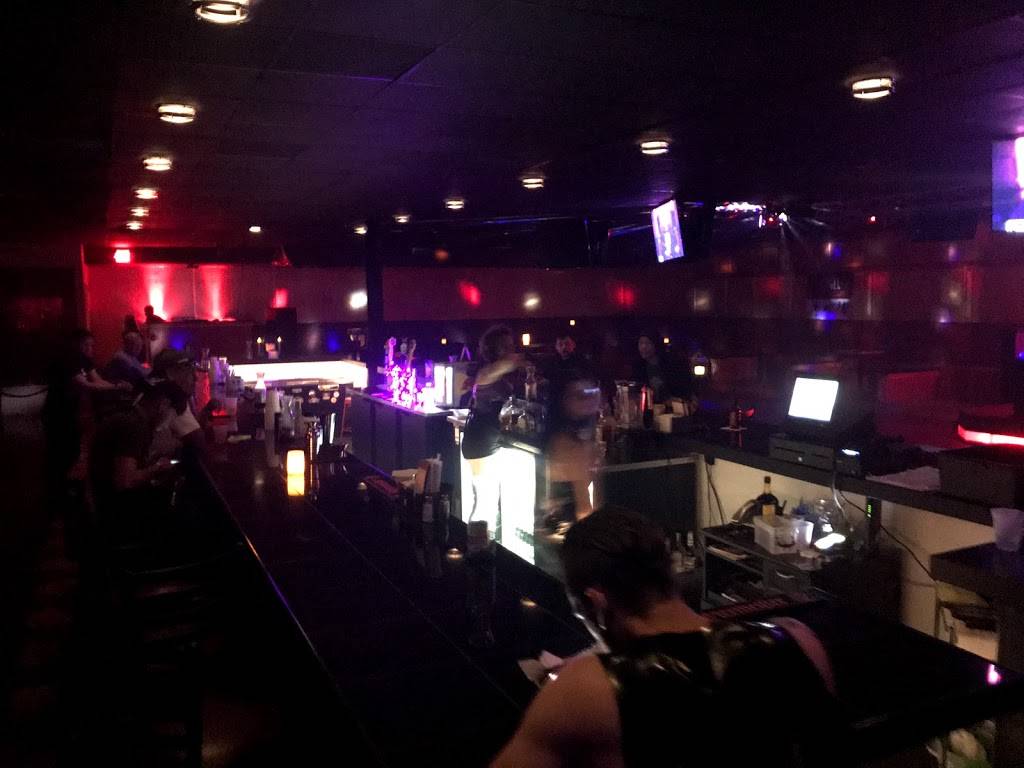 The Block | restaurant | 16912 Warwick Blvd, Newport News, VA 23603, USA | 7572340299 OR +1 757-234-0299