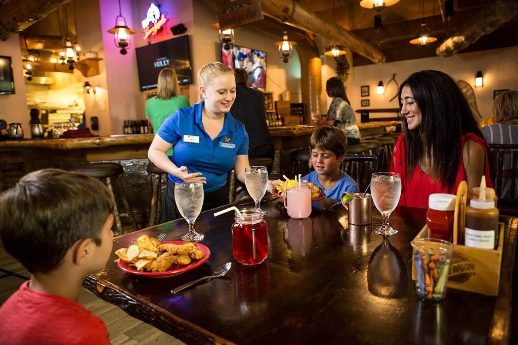 Smokeys Bar-B-Que House | restaurant | 7020 Grand Geneva Way, Lake Geneva, WI 53147, USA | 2622493400 OR +1 262-249-3400