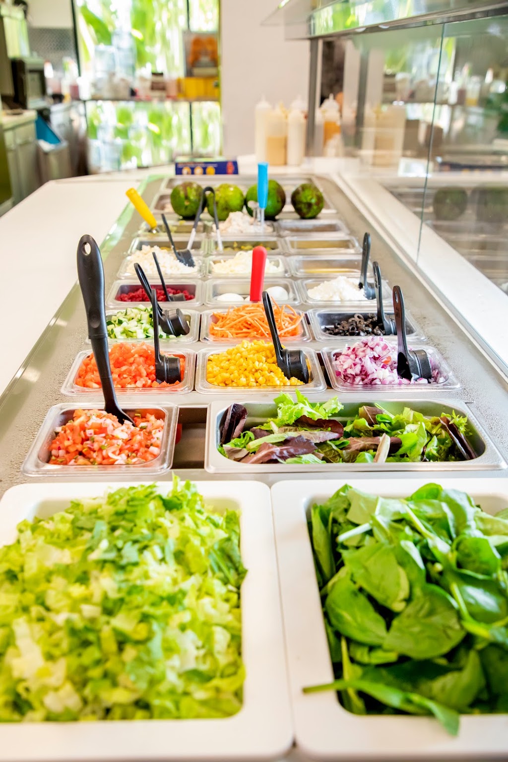 Smoothie Spot Doral | restaurant | 8351 NW 12th St, Doral, FL 33126, USA | 3053879886 OR +1 305-387-9886