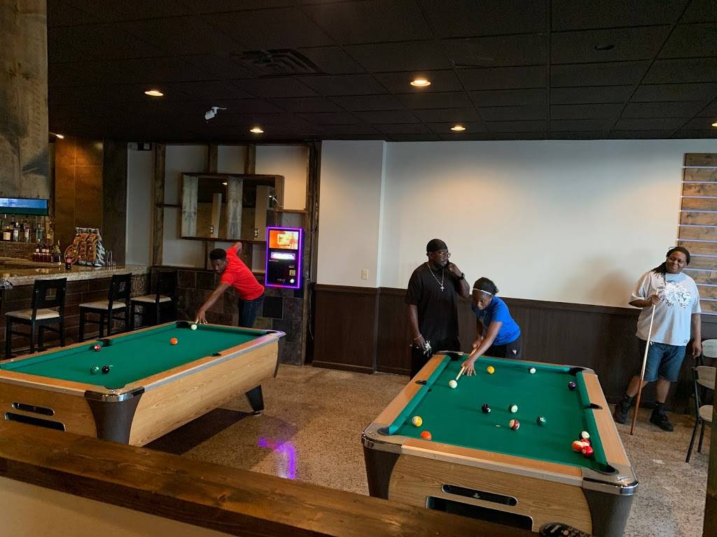 The Pitt Boss BBQ and Gamers Lounge | restaurant | 2077 Elm Rd NE, Warren, OH 44483, USA | 3304696929 OR +1 330-469-6929