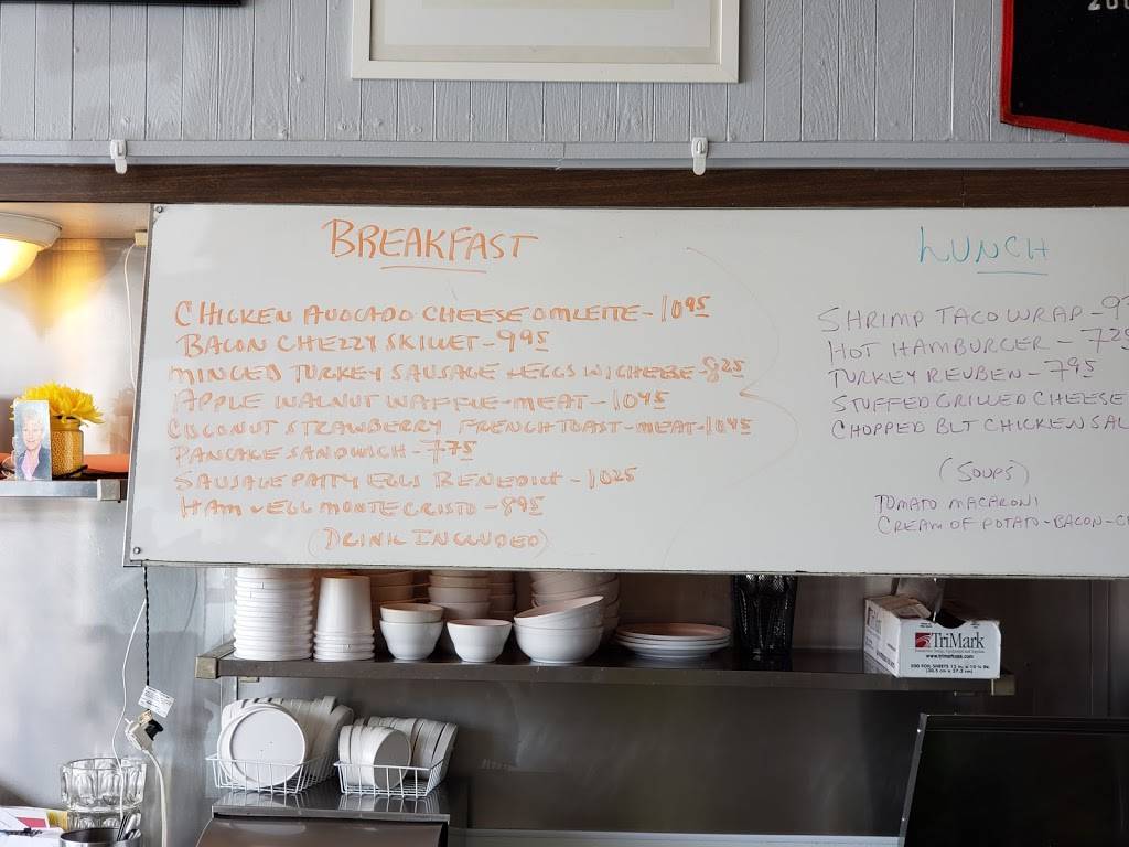 Goldys Grill | restaurant | 1023 N Northwest Hwy, Park Ridge, IL 60068, USA | 8478259725 OR +1 847-825-9725