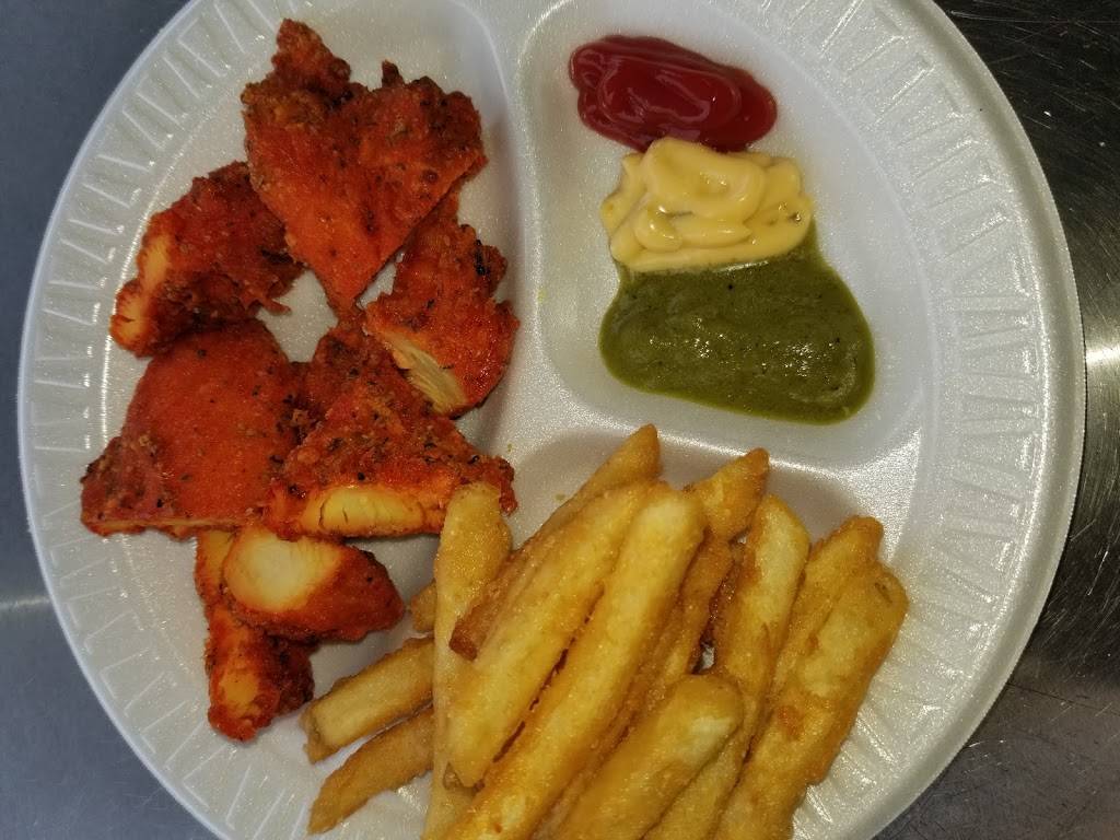 The Clay Oven Food Truck | restaurant | 31 Topflight Dr, Mississauga, ON L5S 1Y1, Canada | 6472950805 OR +1 647-295-0805