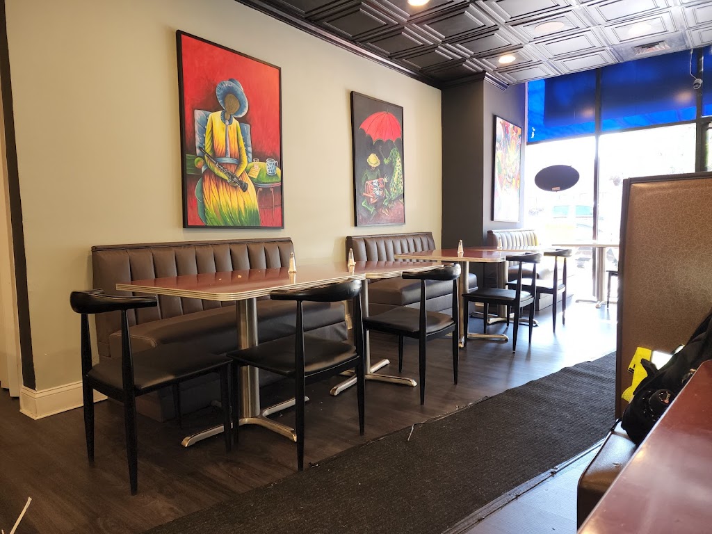 Guavaberry Dominican Restaurant | restaurant | 8417 Georgia Ave, Silver Spring, MD 20910, USA | 3013261923 OR +1 301-326-1923