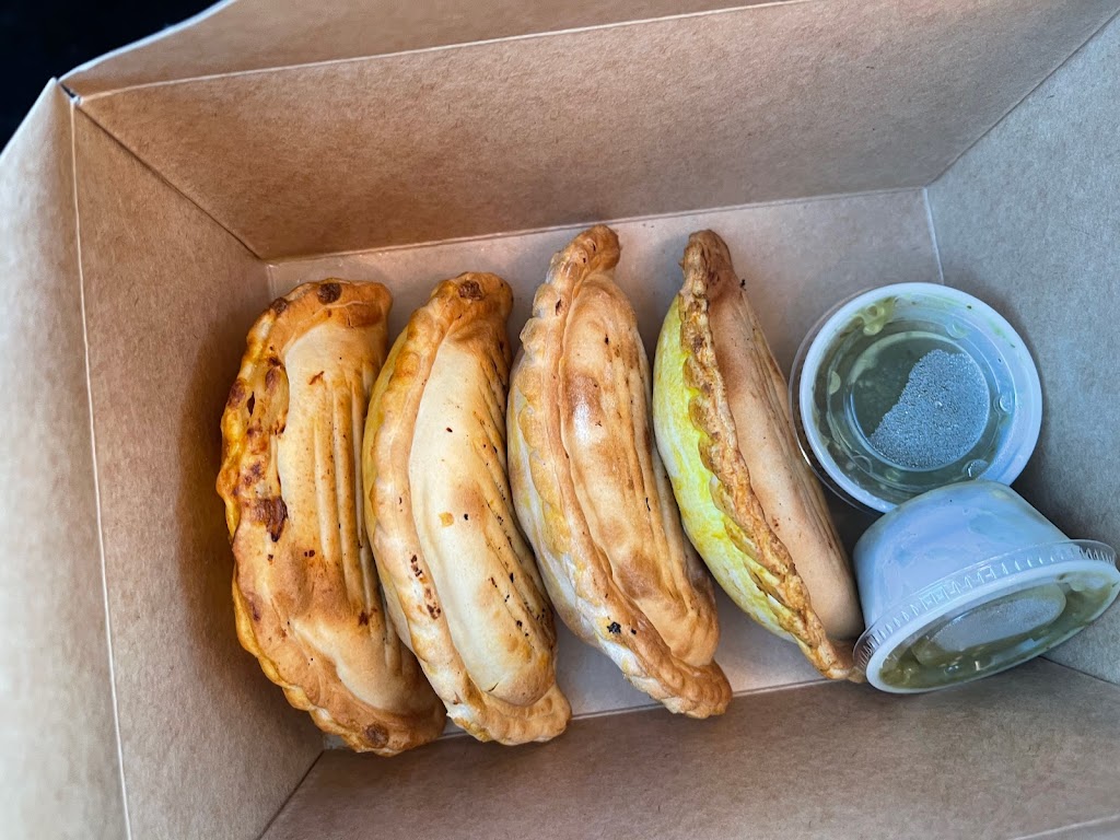 Abby’s Empanadas | restaurant | 8018 Elliott Bridge Rd, Spring Lake, NC 28390, USA | 9108354004 OR +1 910-835-4004