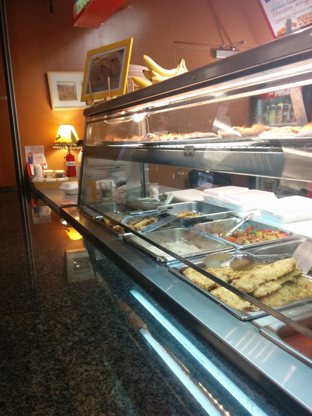 Pizza Pastaways | restaurant | Food Court, 3250 Bloor St W, Etobicoke, ON M8X 2X9, Canada | 4162313333 OR +1 416-231-3333