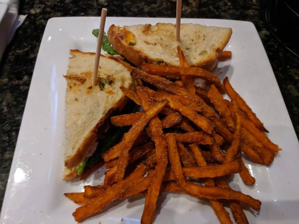 Jonathans Grille | restaurant | 307 Indian Lake Blvd, Hendersonville, TN 37075, USA | 6155907533 OR +1 615-590-7533