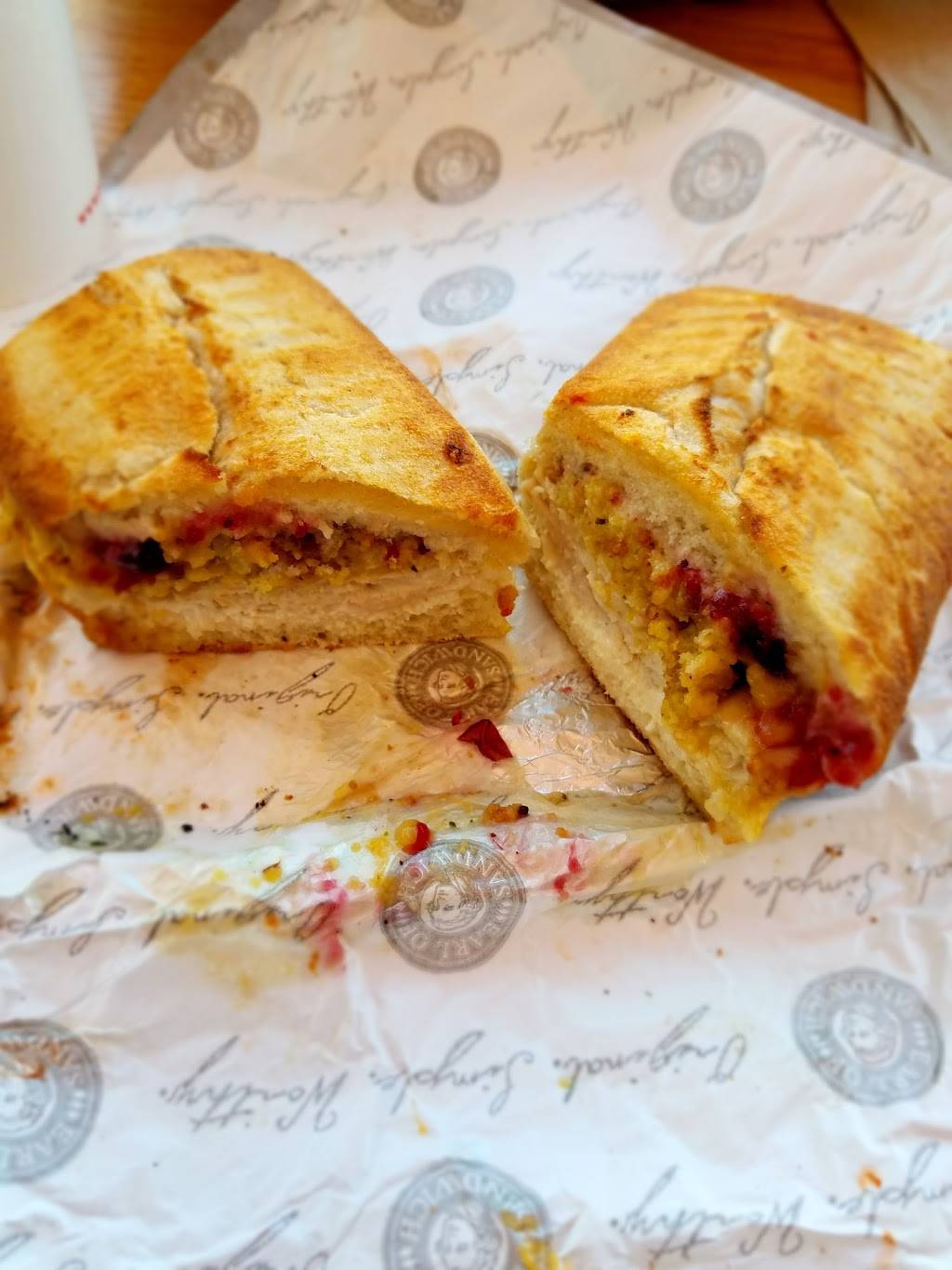 Earl of Sandwich | restaurant | 1565 S, Disneyland Dr, Anaheim, CA 92802, USA | 7148177476 OR +1 714-817-7476