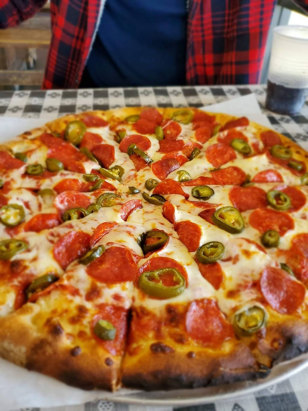 PIZZA BOWL | restaurant | 31681 Riverside Dr M, Lake Elsinore, CA 92530, USA | 9516746993 OR +1 951-674-6993